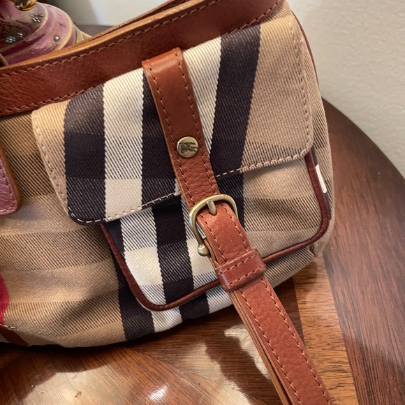 Luxury Authentic Burberry Prorsum Margaret House CindaPockets - Picture 4 of 12